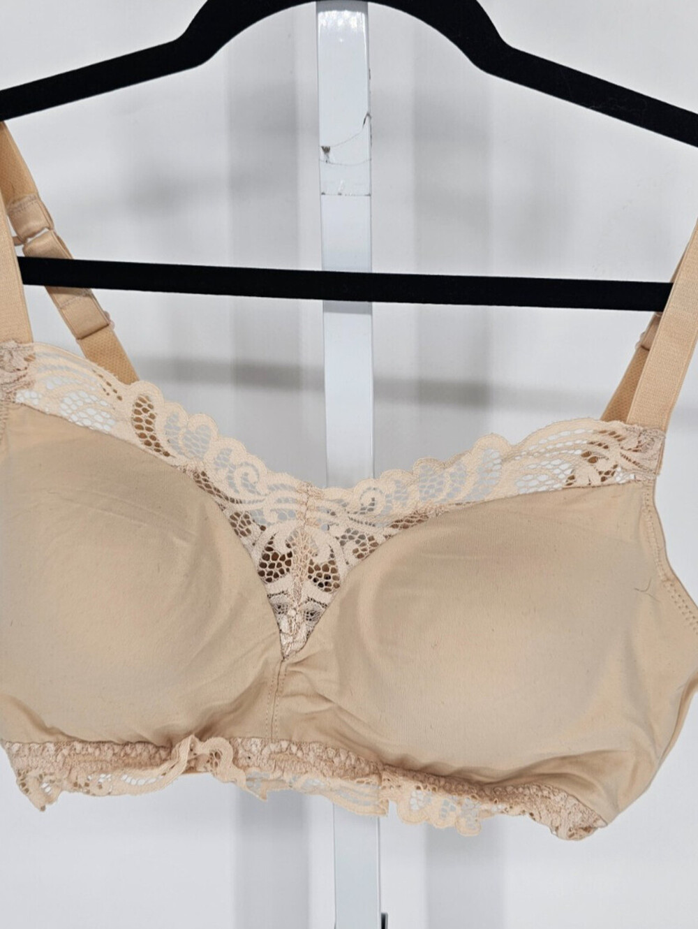 Vtg Bali Womens Sz M Classic Lightly Padded T Shirt Bra Style 6592 Beige